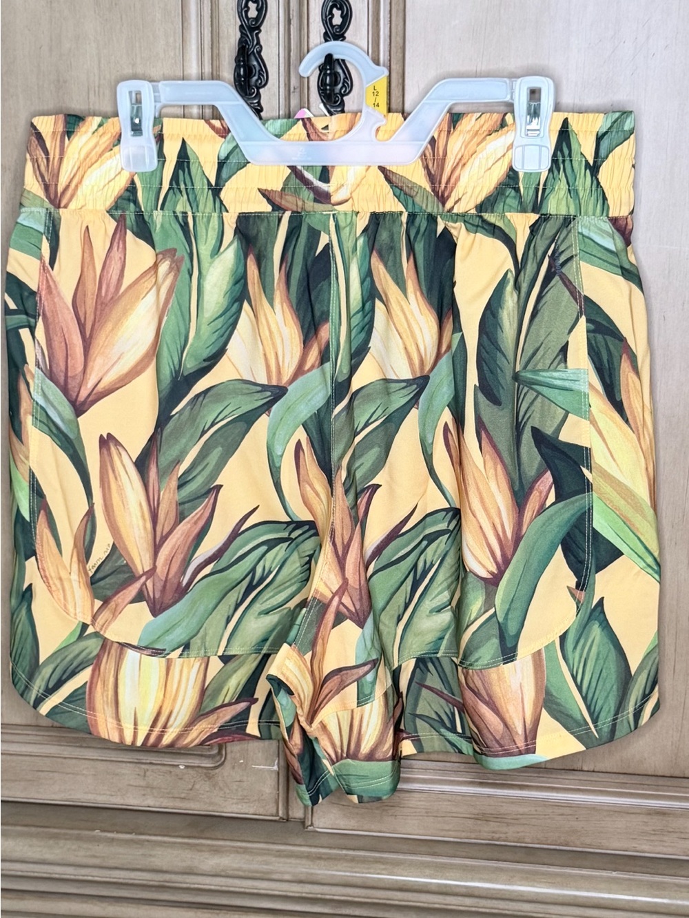 Adidas x FarmRio Birds Of Paradise Semi Spark Short - Picture 10 of 10